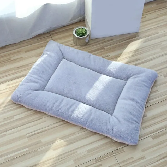 Breathable Cat Bed Square Pet Mat Coral Fleece Bed Comfortable Pet Nest